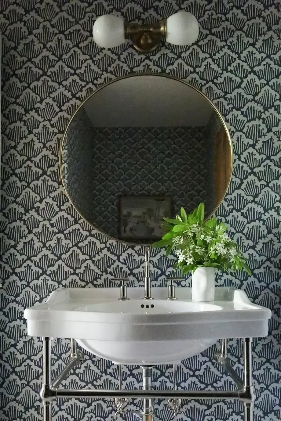 1d8e49a18d76a304c5fb | The Design House